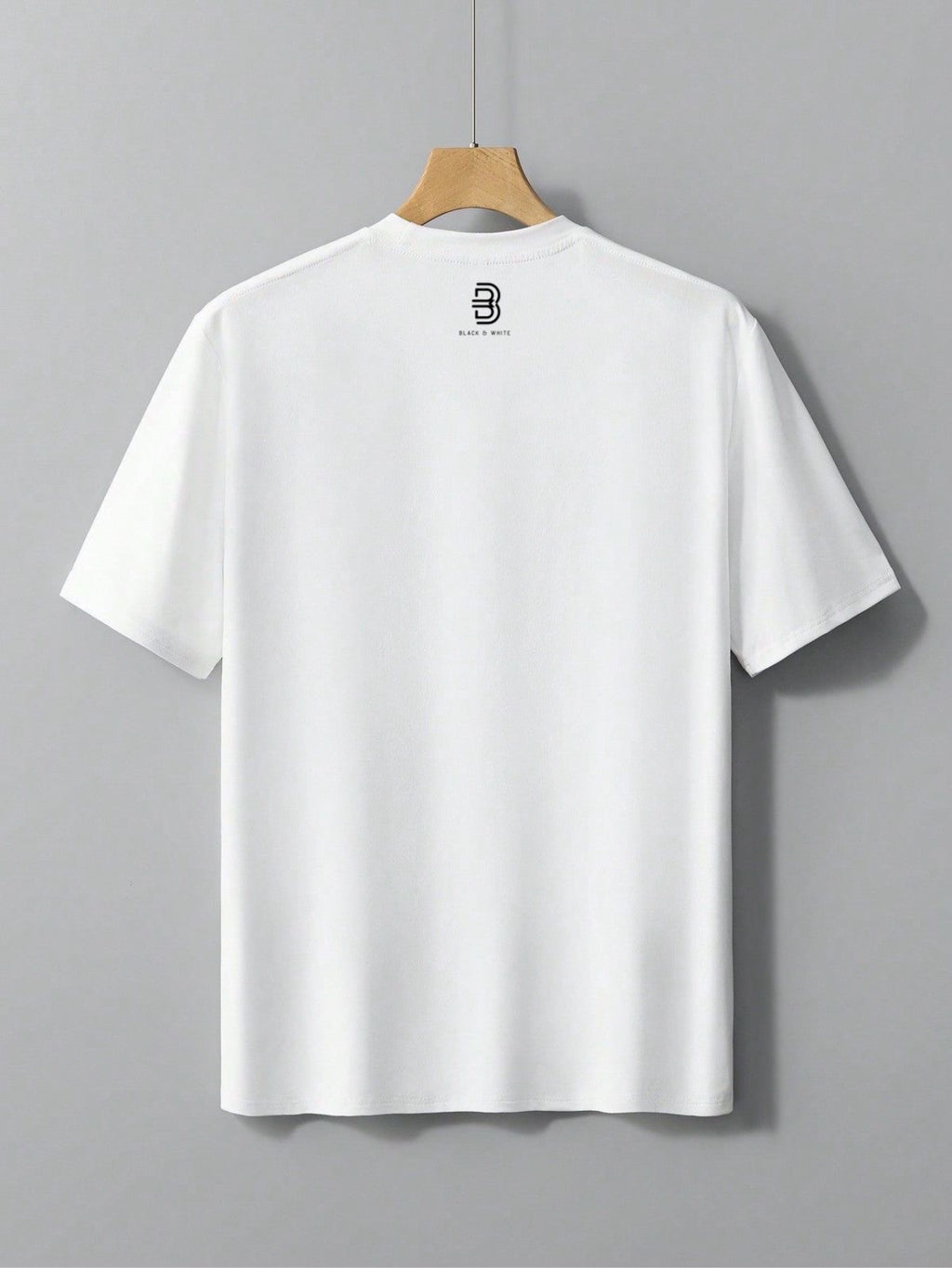 BLACK & WHITE T SHIRT
