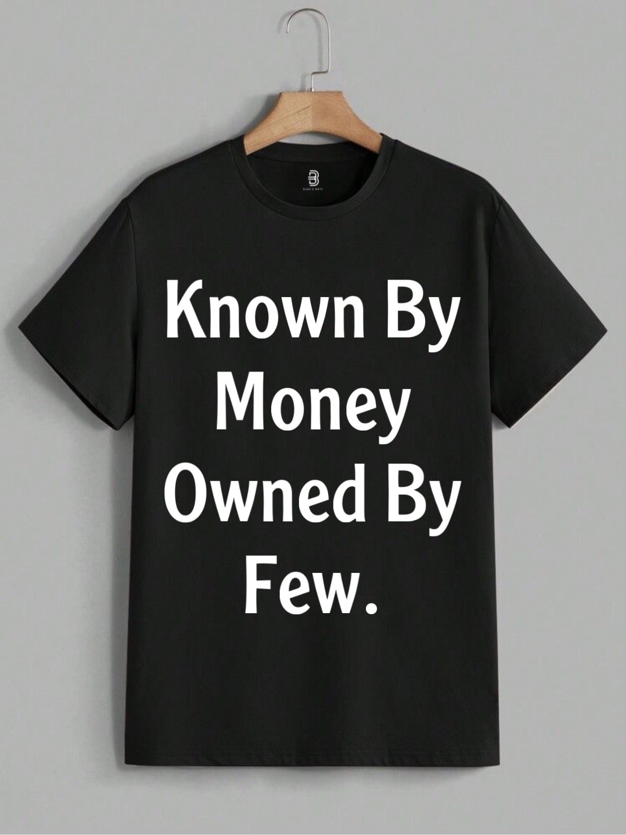 BLACK & WHITE T SHIRT