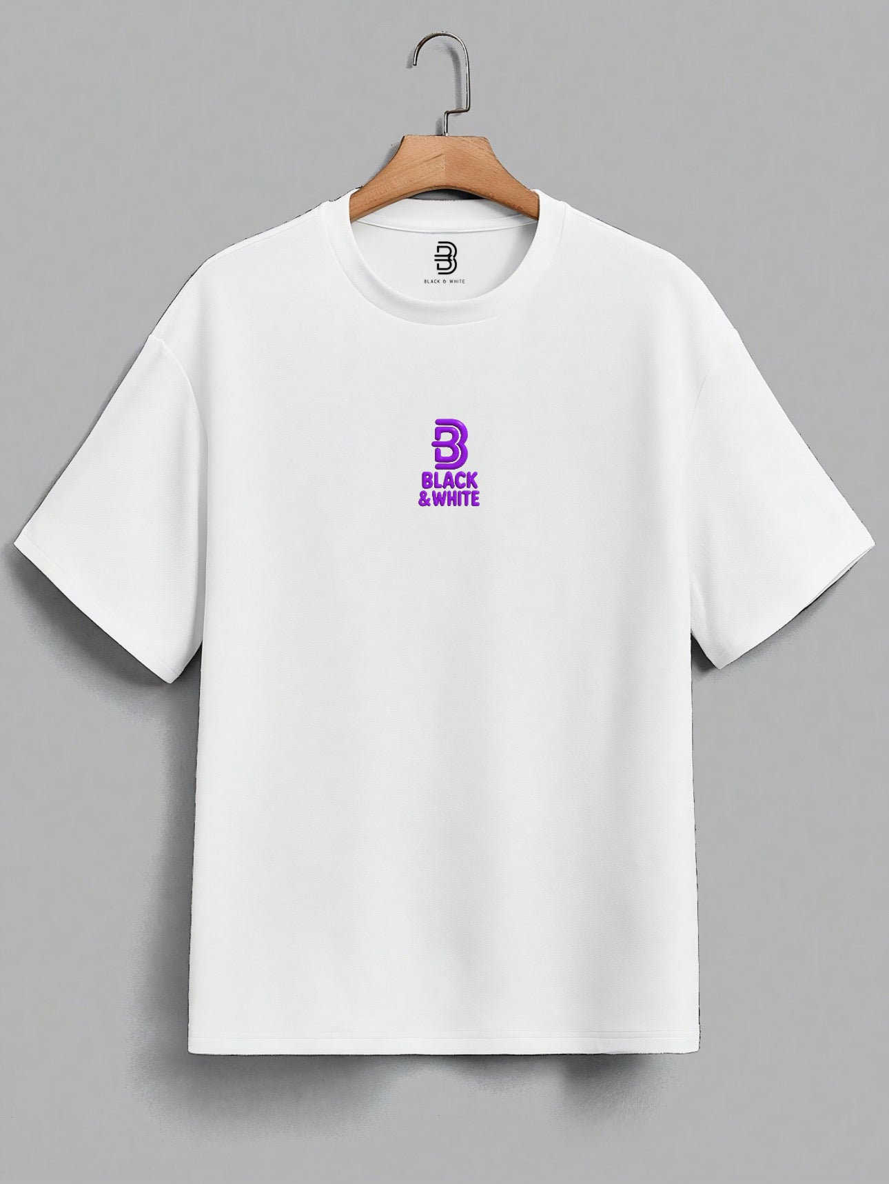BLACK & WHITE T SHIRT