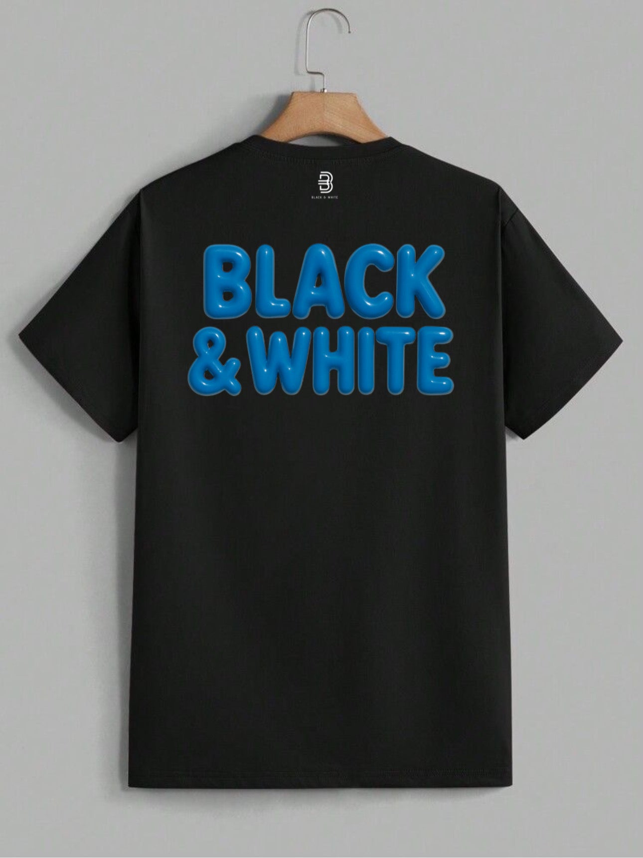 BLACK & WHITE T SHIRT