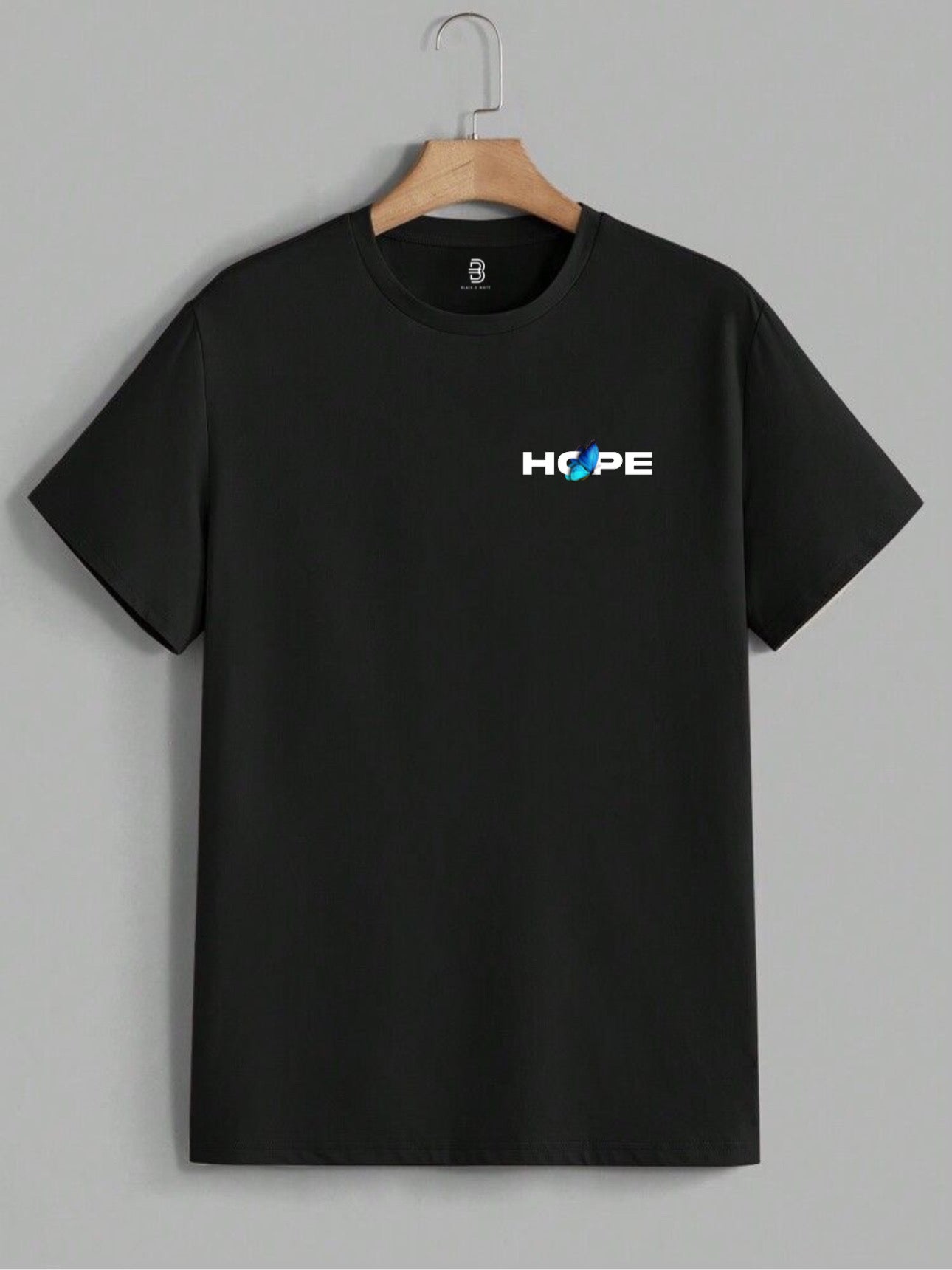 BLACK & WHITE T SHIRT